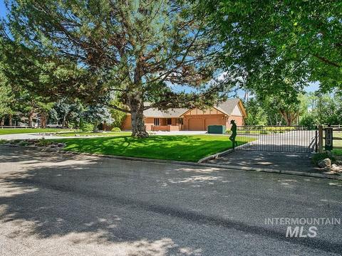 133 E Rooster Dr, Eagle, ID 83616 photo 1