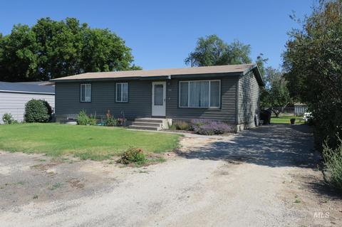 220 5th Ave E, Wendell, ID 83355 photo 2