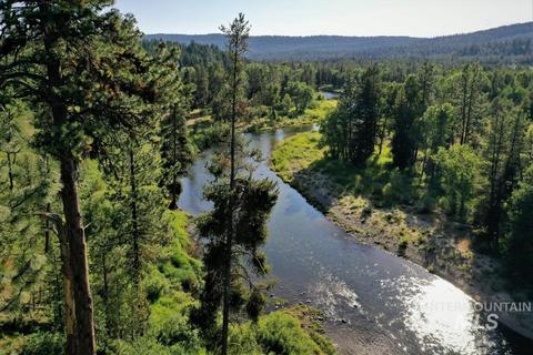 231 Brook Dr, Mccall, ID 83638 photo 1