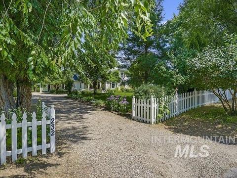 232 E Beacon Light Rd, Eagle, ID 83616 photo 1