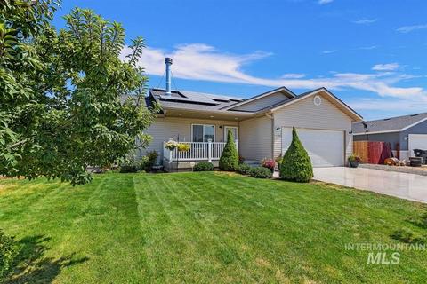 1104 Saddle Dr, Filer, ID 83328 photo 1
