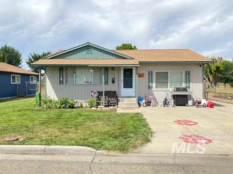444 E Hanthorn Ave, Weiser, ID 83672 photo 1