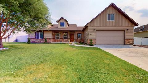803 Pine St, Filer, ID 83328 photo 1