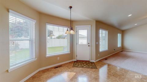 803 Pine St, Filer, ID 83328 photo 11
