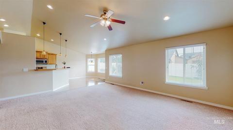 803 Pine St, Filer, ID 83328 photo 13