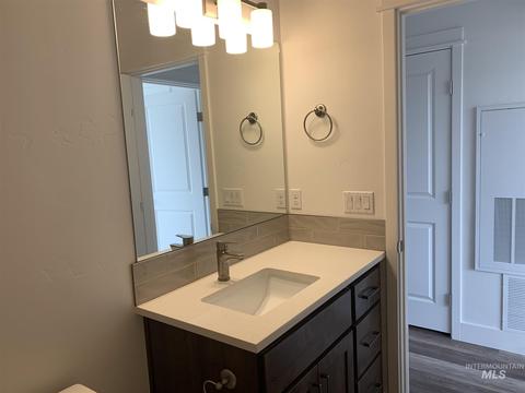 219 Broken Pine Ln, Mccall, ID 83638 photo 3