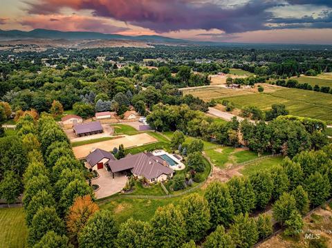 2970 N Glen Stuart, Eagle, ID 83616 photo 1