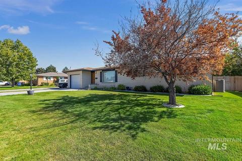 1958 9th Ave E, Twin Falls, ID 83301 photo 1