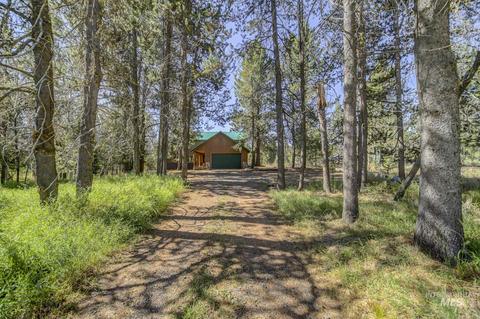 705 Chad Dr, Mccall, ID 83638 photo 1