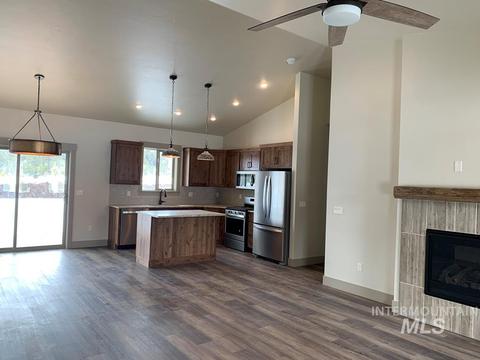 655 Douglas, Mccall, ID 83638 photo 11