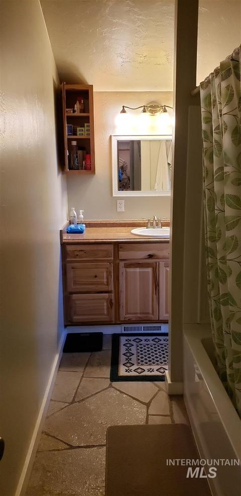 305 Texas St, Gooding, ID 83330 photo 18