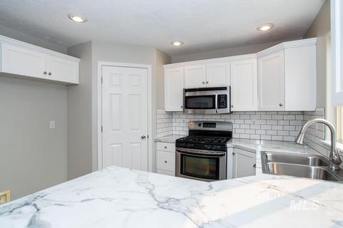1214 Flint Dr, Caldwell, ID 83607 photo 11