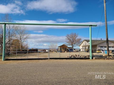 25243 Wagner, Caldwell, ID 83607 photo 1