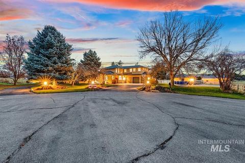 2323 Buckskin Ct, Eagle, ID 83616 photo 1