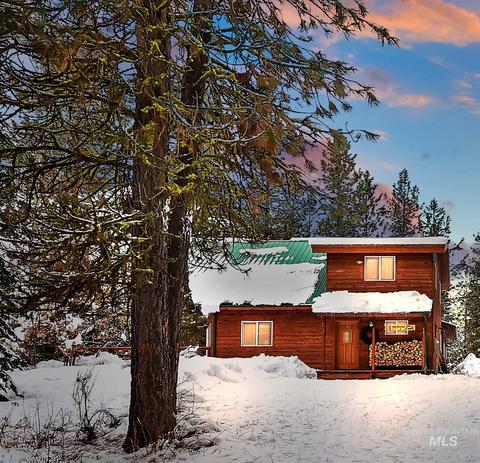 335 Warm Lake Rd, Cascade, ID 83611 photo 1