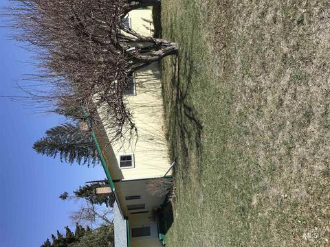 7 Pine St, Salmon, ID 83467 photo 1