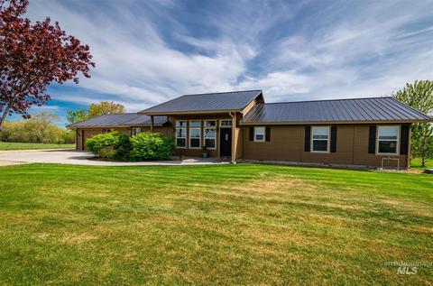 685 Clover Way, Parma, ID 83660 photo 1