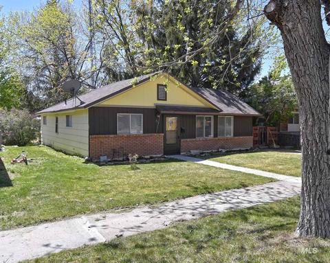 319 E Ave D, Jerome, ID 83338 photo 1