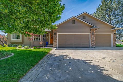 2663 E Alpomado, Eagle, ID 83616 photo 1