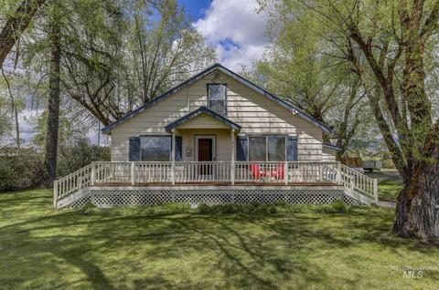 56 Rogers Ln, Mccall, ID 83638 photo 1