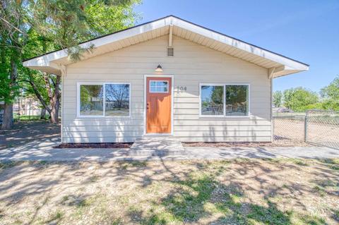 204 North St, Filer, ID 83328 photo 1