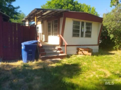 141 E Hagerman Ave, Hagerman, ID 83332 photo 1