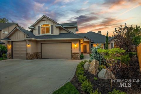 1044 E Thunderbird Ct, Eagle, ID 83616 photo 1