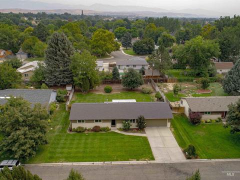 230 N 1st, Eagle, ID 83616 photo 1