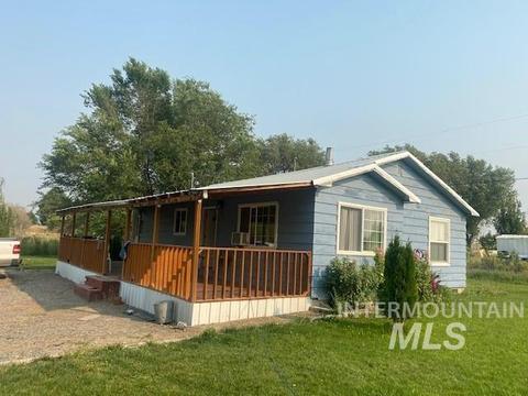 321 Bannock St, Bliss, ID 83314 photo 1