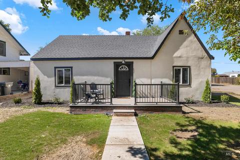 317 4th St, Wilder, ID 83676 photo 1