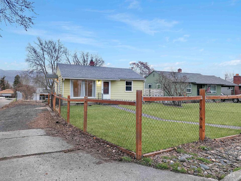 1509 17th Ave, Lewiston, ID 83501 30 Photos MLS 1509 17th Ave, Lewiston, ID 83501 30 Photos MLS