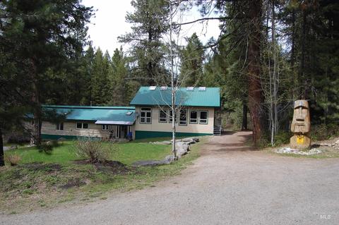 320 Ashton Ln, Mccall, ID 83638 photo 1