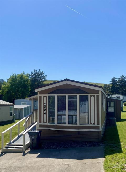 609 N Almon #2004, Moscow, ID 83843