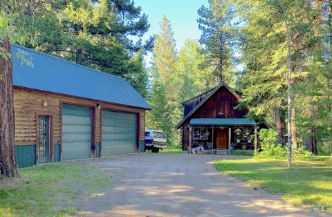 470 Moon Dr, Mccall, ID 83638 photo 1
