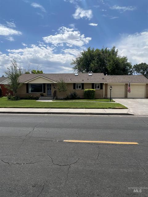 1402 Heyburn Ave E, Twin Falls, ID 83301 photo 1