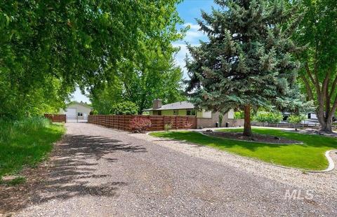1036 N Preakness Dr, Eagle, ID 83616 photo 1