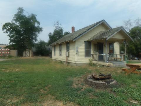 1046 15th St, Clarkston, WA 99403 | 12 Photos | MLS #98855452 - Movoto