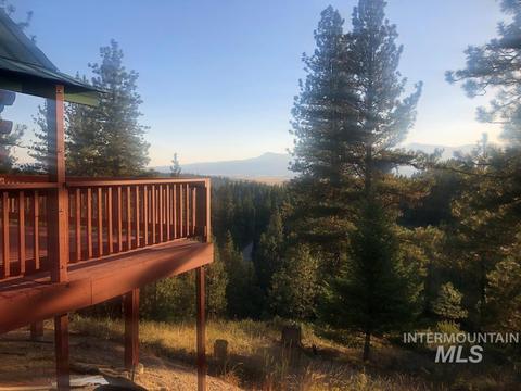 437 Warm Lake Rd, Cascade, ID 83611 photo 1
