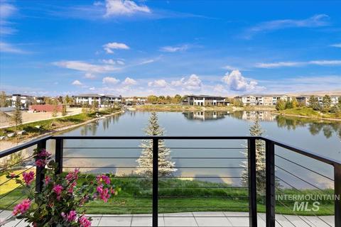 2108 E Island Cove Ln, Eagle, ID 83616 photo 1