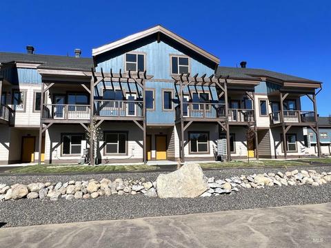 204 Broken Pine Ln, Mccall, ID 83638 photo 1
