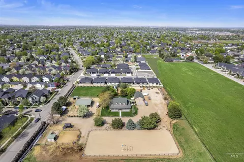 1400 E Leigh Field Dr, Meridian, ID 83646