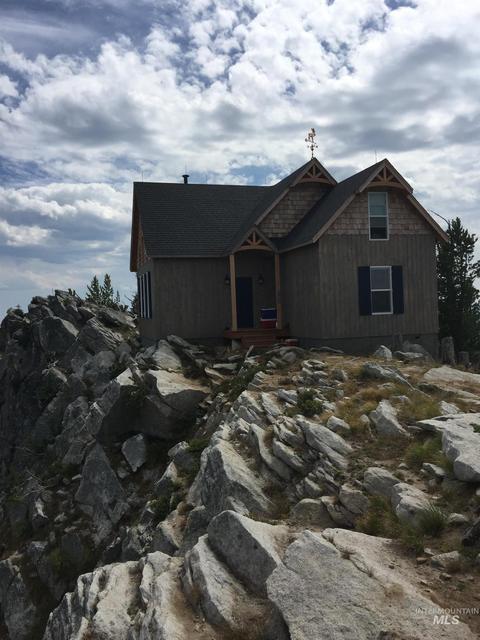 1 Starlight Ln, Elk City, ID 83525