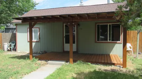 442 11 Th St, Vale, OR 97918 photo 1