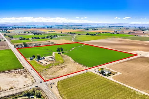 4202 Farmway Rd, Caldwell, ID 83605