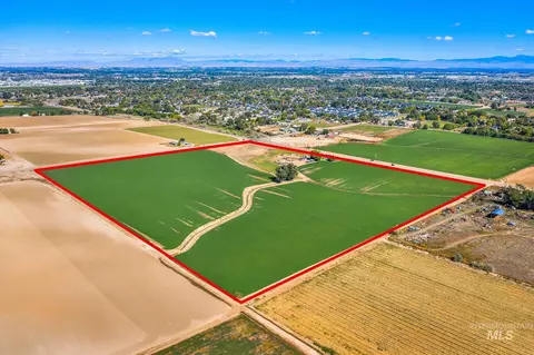 4202 Farmway Rd, Caldwell, ID 83605 photo 4
