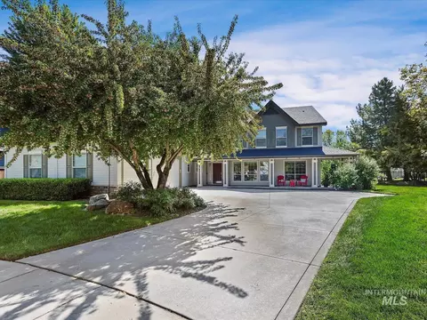 1071 E Pastoral Ct, Eagle, ID 83616 photo 1