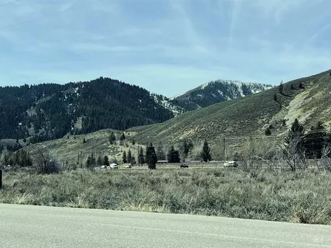 55 Cliffside Dr, Ketchum, ID 83340 photo 1