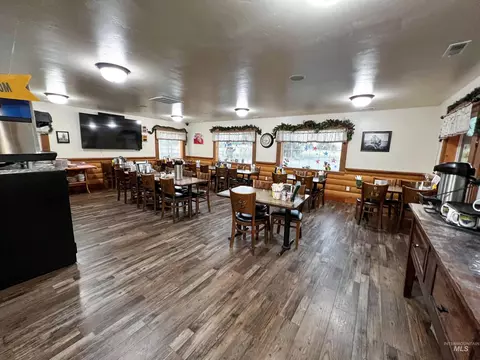 150 S Railroad St, Midvale, ID 83645 photo 10