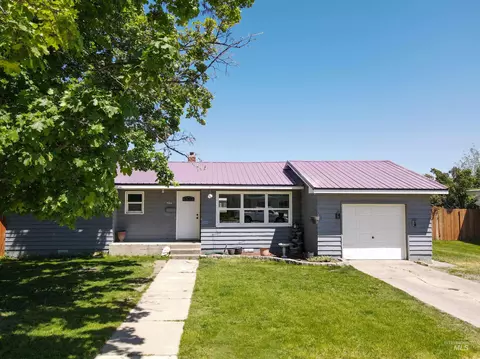 706 S D St, Rupert, ID 83350 photo 1