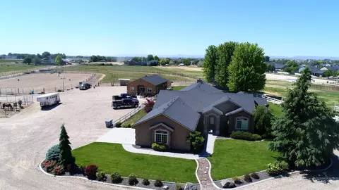 12411 Moss Ln, Nampa, ID 83651